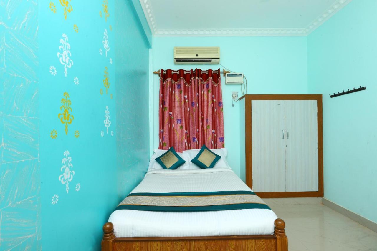 Oyo 7747 Ss Residency Otel Sriperumbudur Dış mekan fotoğraf